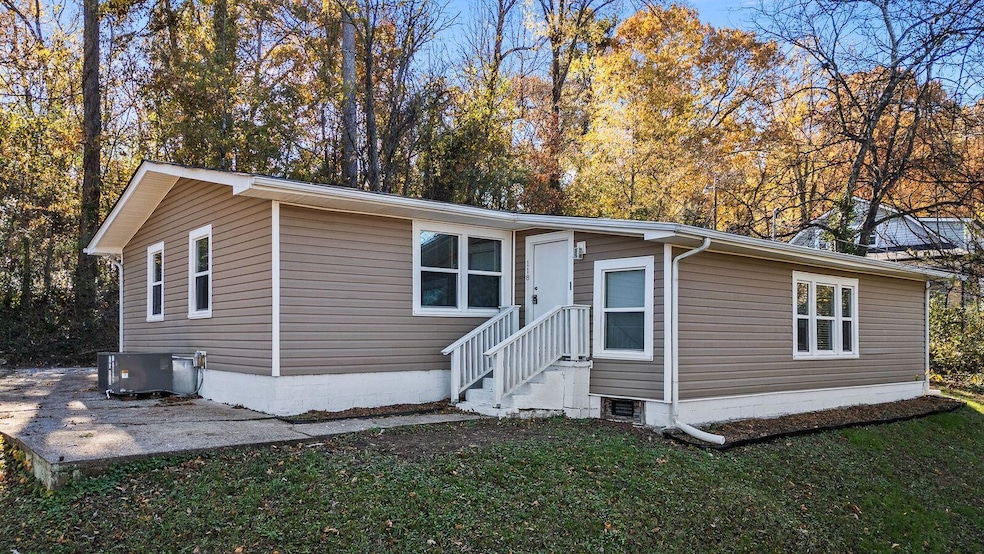 118 Alpine Dr, Rossville, GA 30741 - photo 1