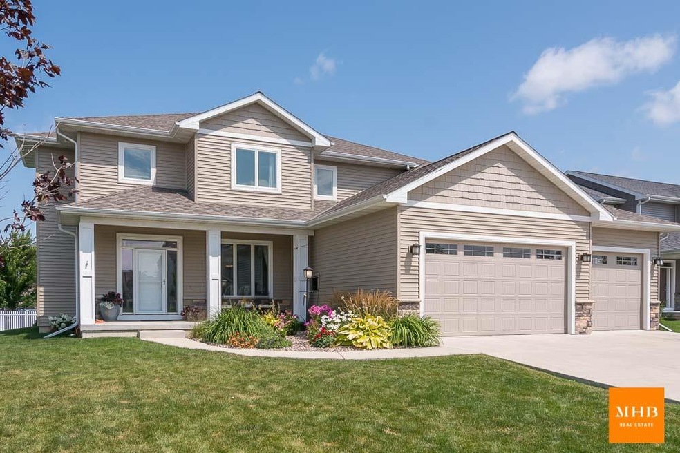 673 Prairie Grass Rd, Oregon, WI 53575 - photo 1