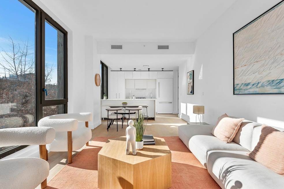 Sold $1,435,000 • Co-Listing Agent