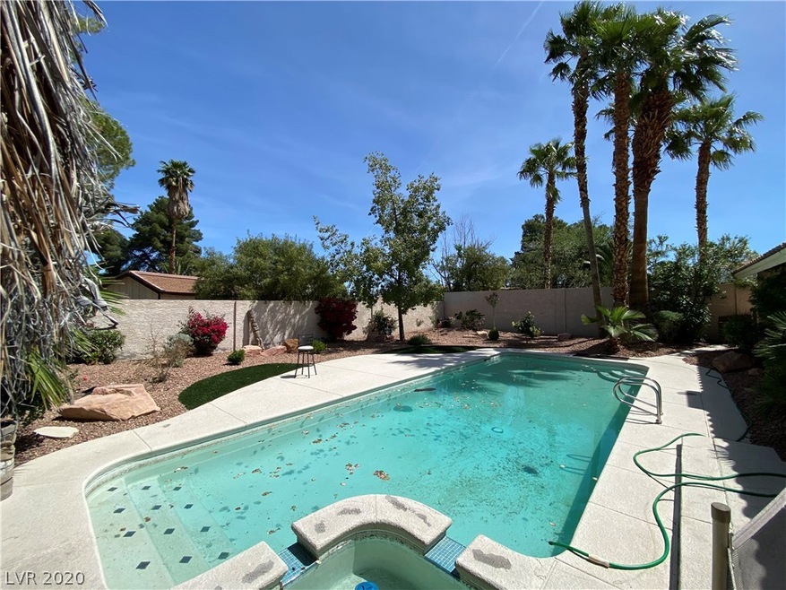 3670 Willow Bend Ct, Las Vegas, NV 89121 - photo 1