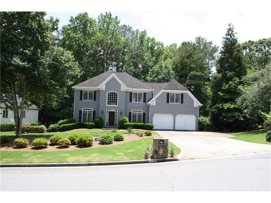 Beautiful hard-coat stucco home on a large flat lo
