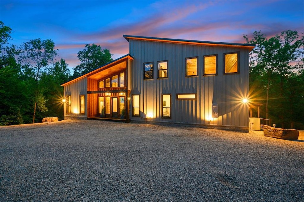 192 No Knot Trail, Broken Bow, OK 74728 - photo 1