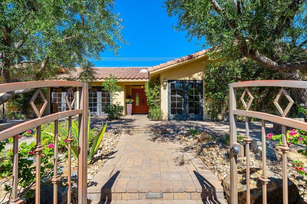 3_1070_E_Deepak_Rd_DCH