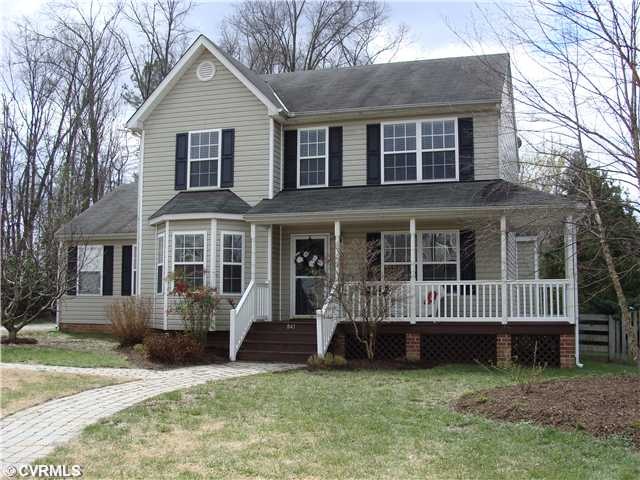 Exterior Front - What a Charming home with a wrap 