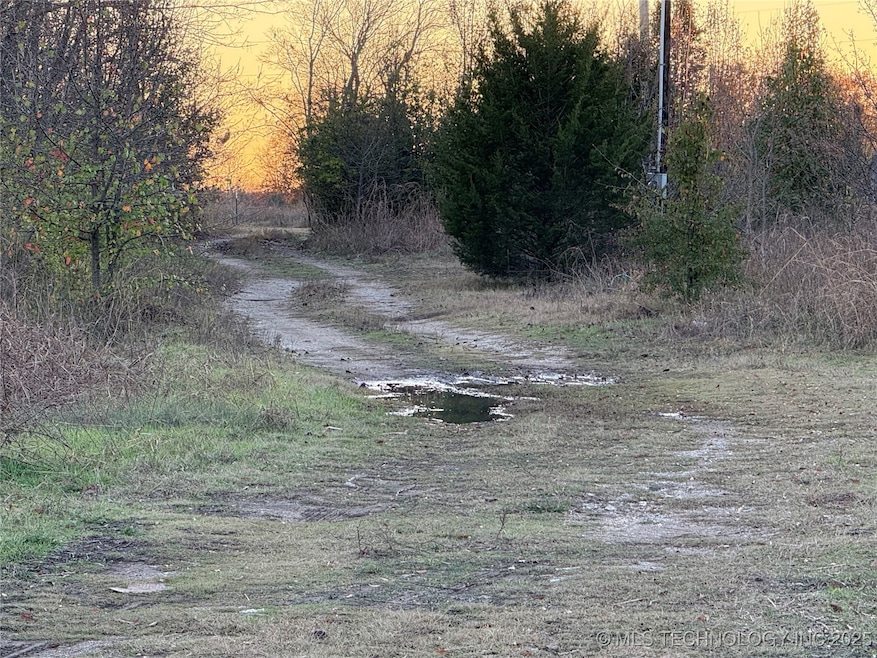 15697 N Choctaw Rd, Skiatook, OK 74070 - photo 1