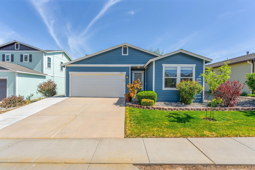 1-web-or-mls-A7408104