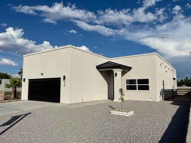 624 Lomaland Dr, El Paso, TX 79907 - photo 1