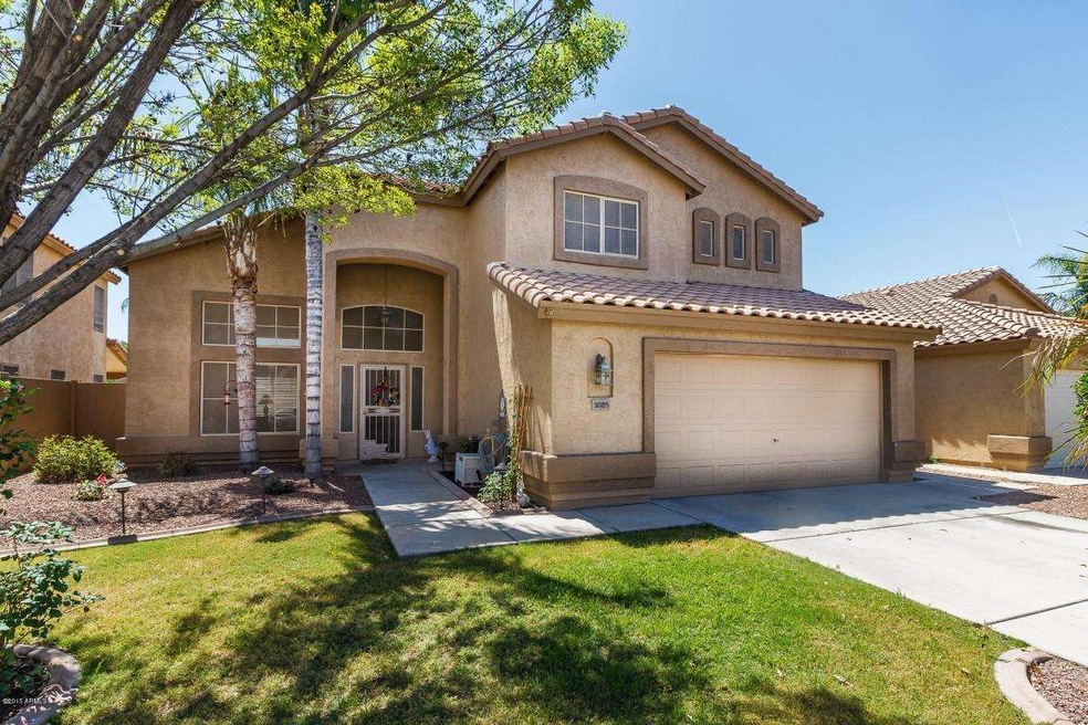001_FRONT OF HOME.jpg