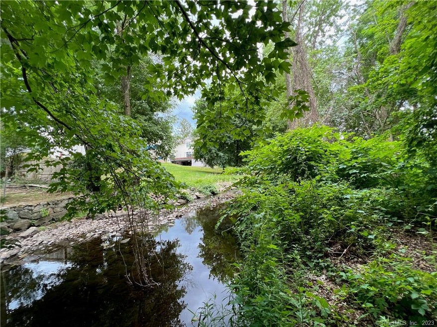 36 Cerretta St unit 27, Stamford, CT 06907 - photo 1