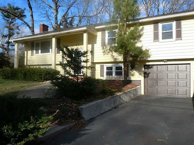 49 Mark Allen Dr, Warwick, RI 02886 - photo 1
