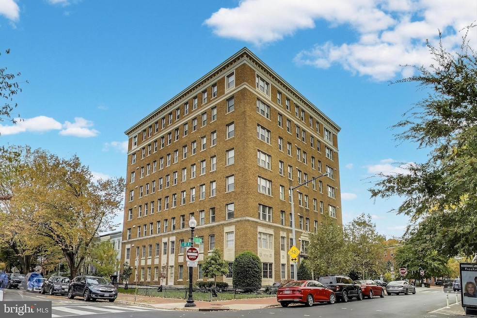 Williamsburg Condominium unit 601, Washington, DC 20009 - photo 1