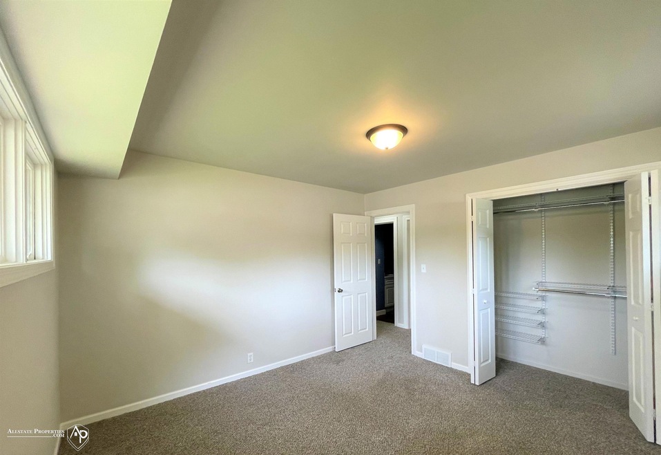 518 Juniper Dr, Davison, MI 48423 - photo 1