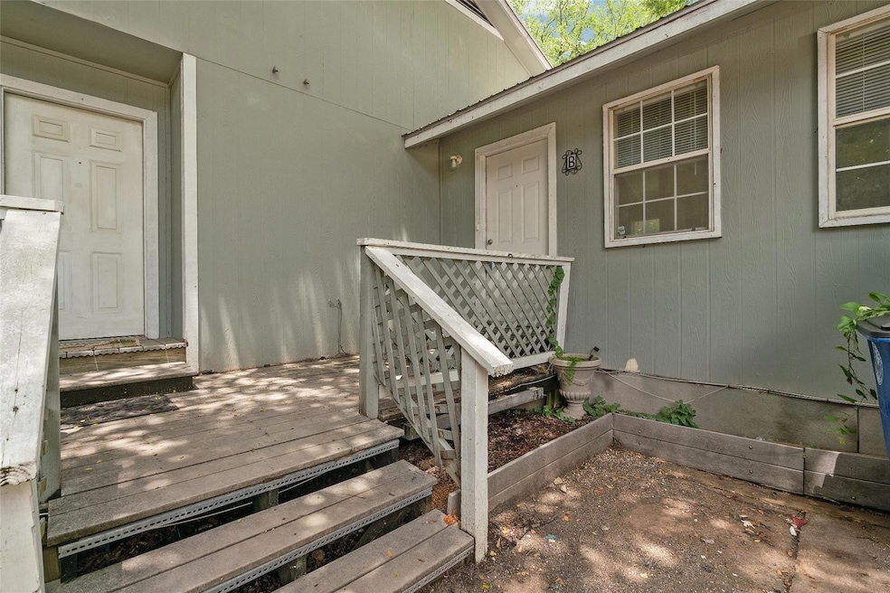 1304 Delano St unit B, Austin, TX 78721 - photo 1