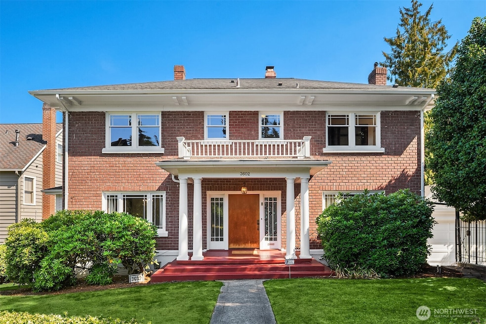 Pending $2,395,000 • Co-Listing Agent