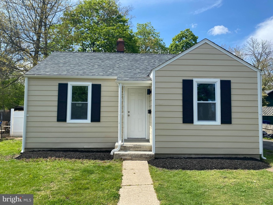 822 Hickory St, Delanco, NJ 08075 - photo 1