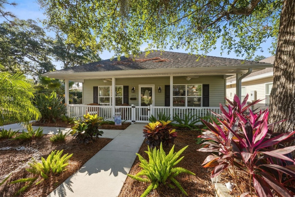 1314 Beech St, Fernandina Beach, FL 32034 - photo 1