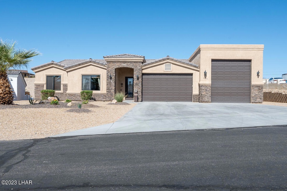 2307 Daytona Loop