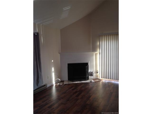 10 Taft Point unit 12, Waterbury, CT 06708 - photo 1