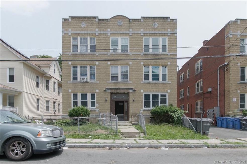 18 Harper St unit 1, Hartford, CT 06112 - photo 1