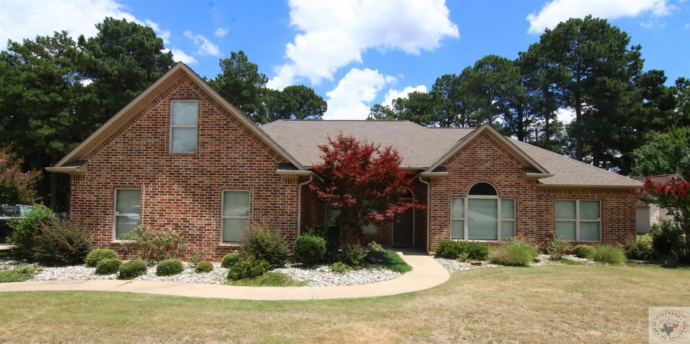 8208 Noah Ave, Texarkana, TX 75503 - photo 1