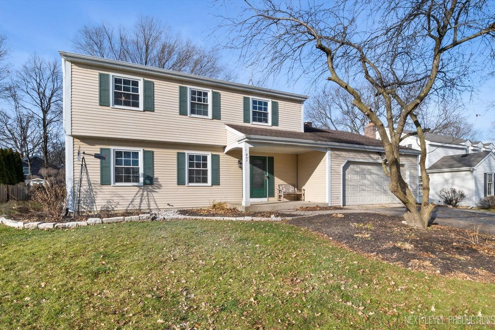 847 Woodland Hills Rd, Batavia, IL 60510 - photo 1