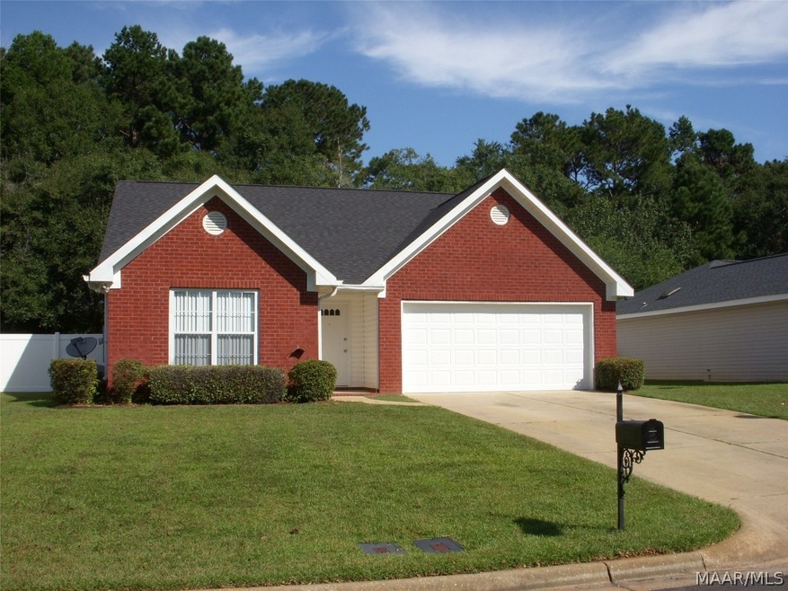 914 Baywood Rd, Dothan, AL 36305 - photo 1