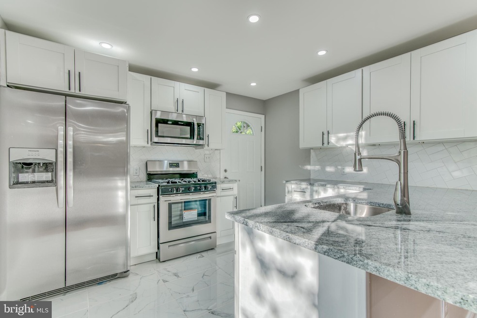 3118 Cedarhurst Rd, Baltimore, MD 21214 - photo 1