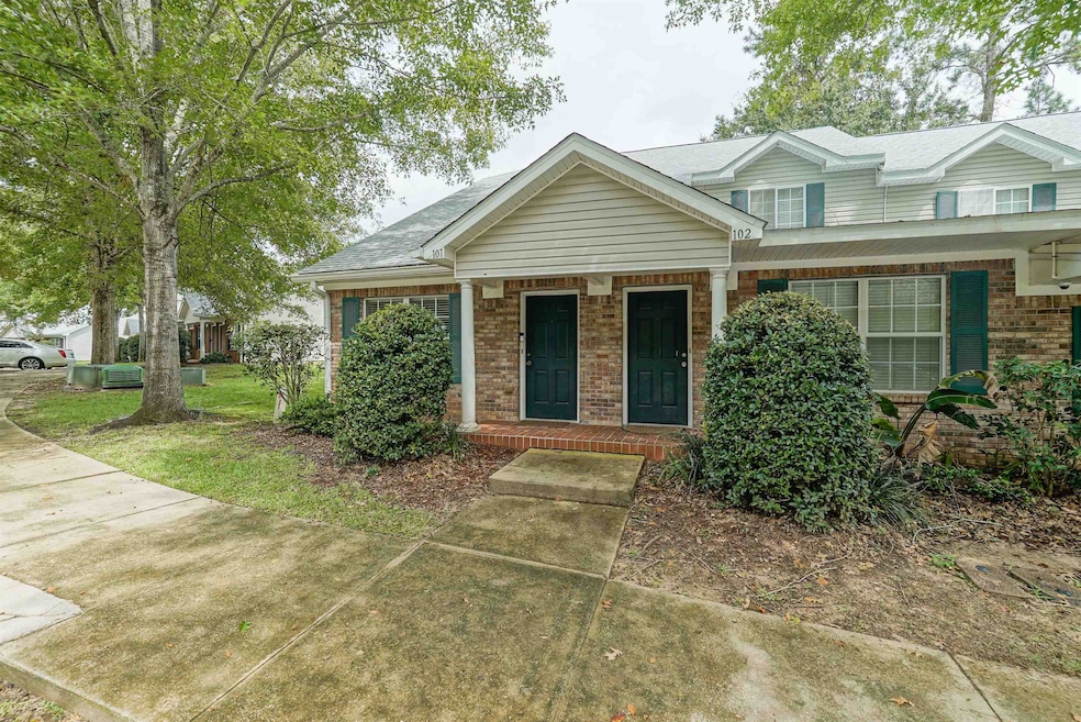 For Rent $1,350/month