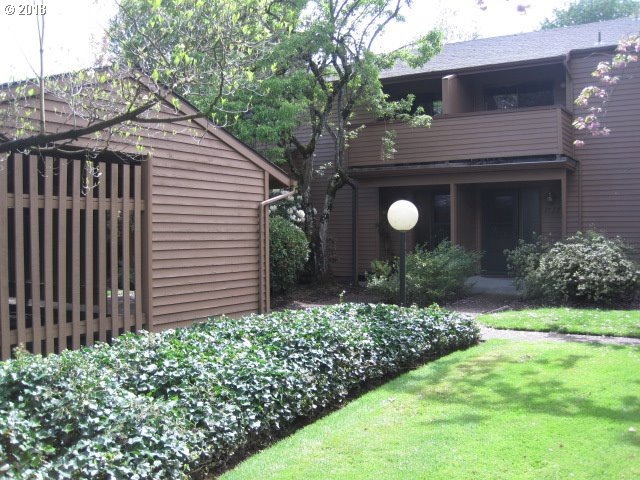 1732 Minda Dr, Eugene, OR 97401 - photo 1