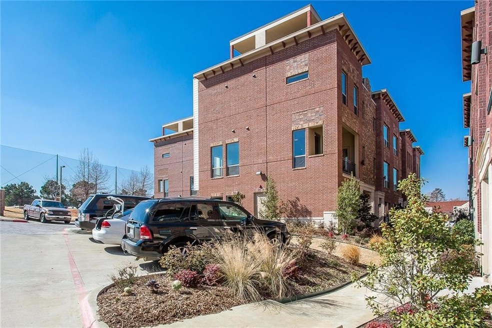 The Brownstones of Las Colinas. Call LA for comple