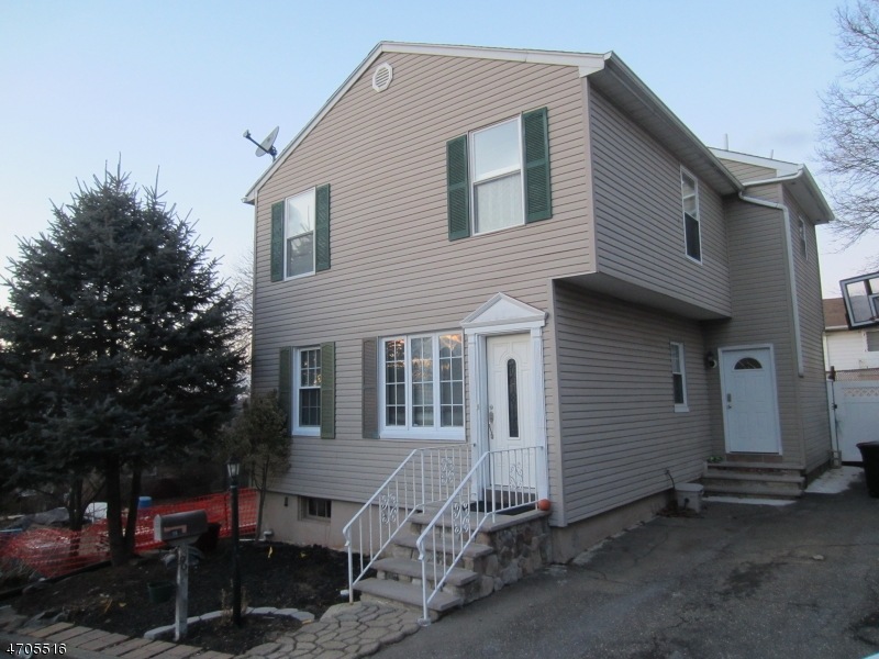 86 Whitaker Ave, Woodland Park, NJ 07424 - photo 1