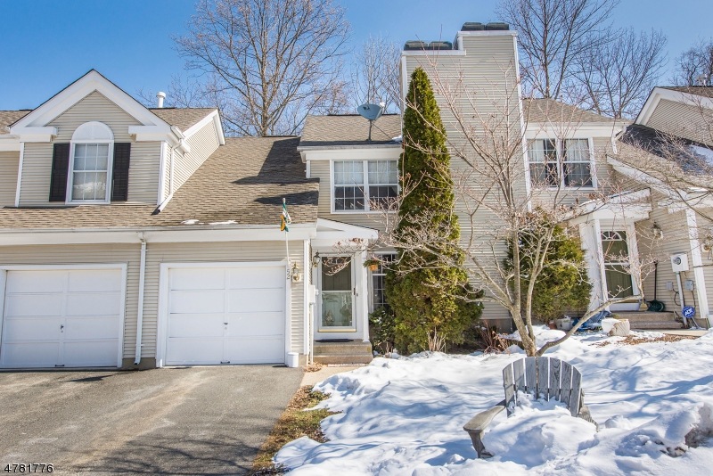 52 Rushmore Ln, Hackettstown, NJ 07840 - photo 1