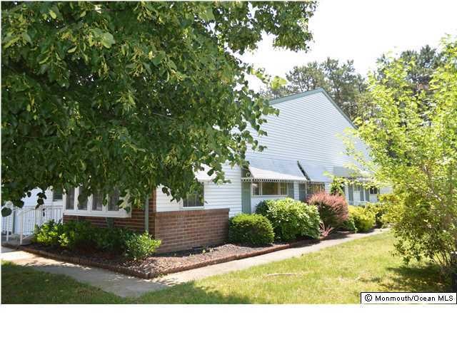 9B Birchwood Ct unit B, Whiting, NJ 08759 - photo 1