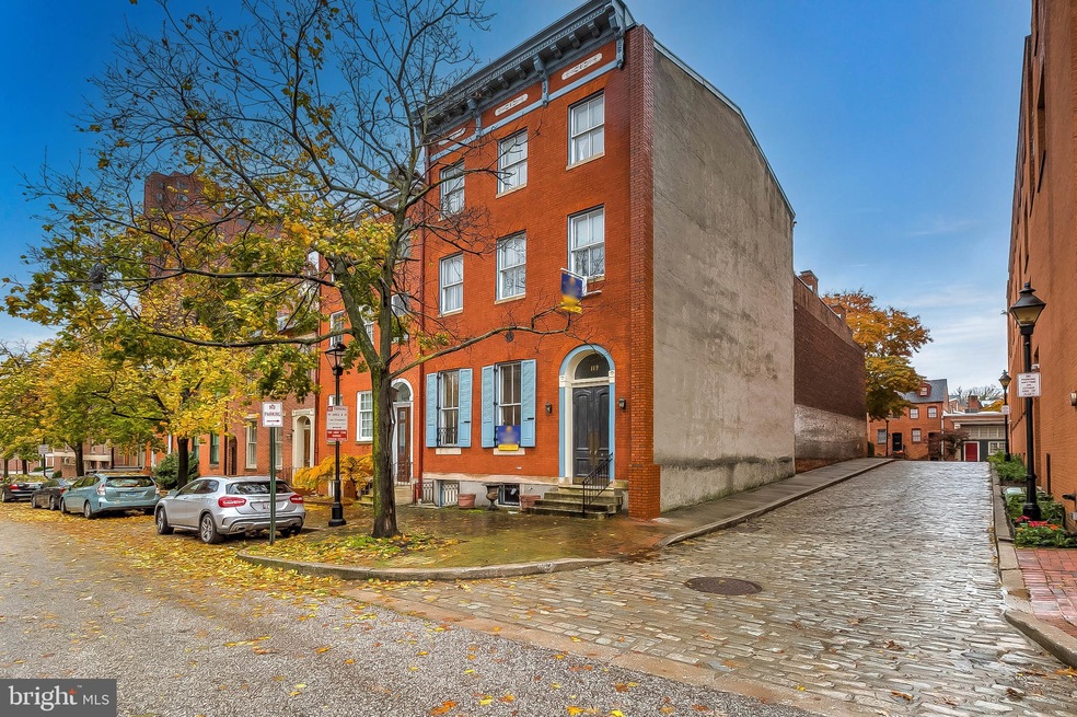119 W Barre St, Baltimore, MD 21201 - photo 1