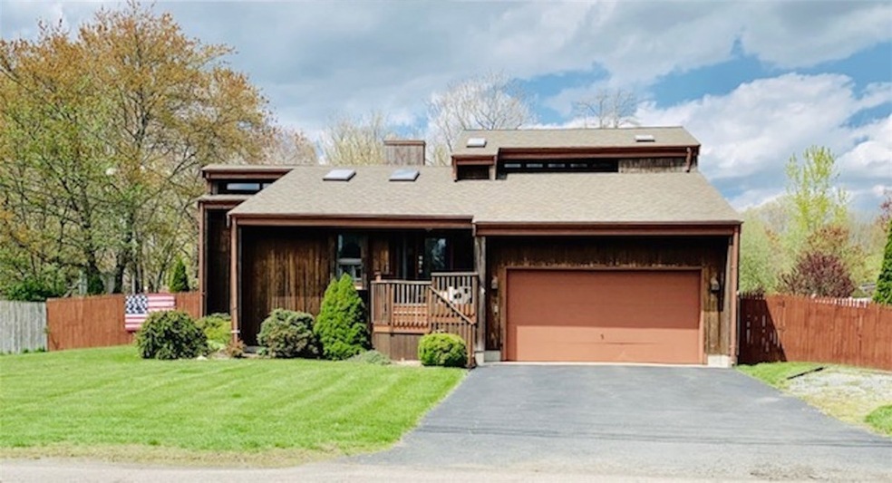 39 Narrows Rd, Bristol, RI 02809 - photo 1