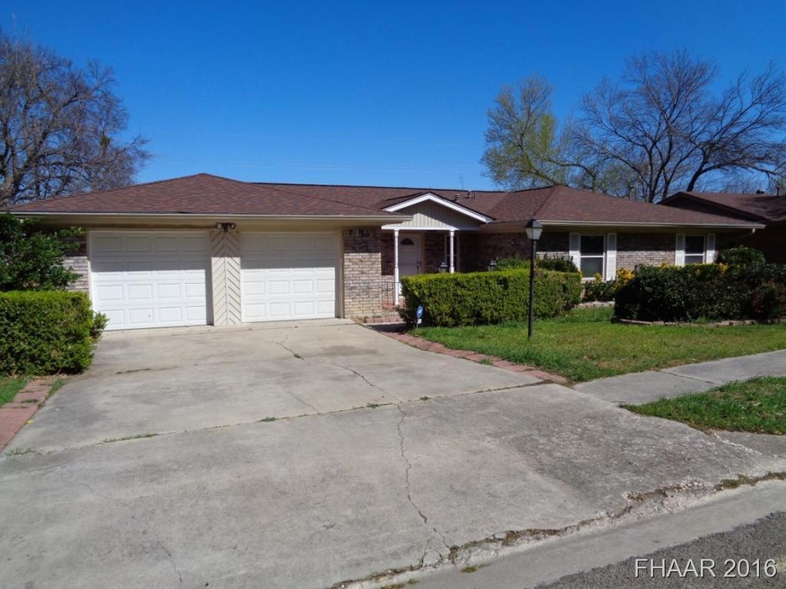 419 Carothers St, Copperas Cove, TX 76522 - photo 1