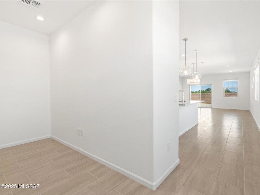6398 E Via Valdivia, Tucson, AZ 85756 - photo 1
