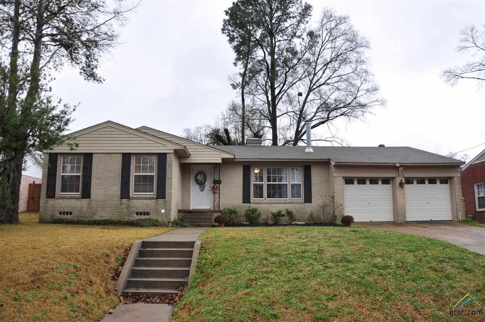 1418 Graham Dr, Tyler, TX 75701 - photo 1