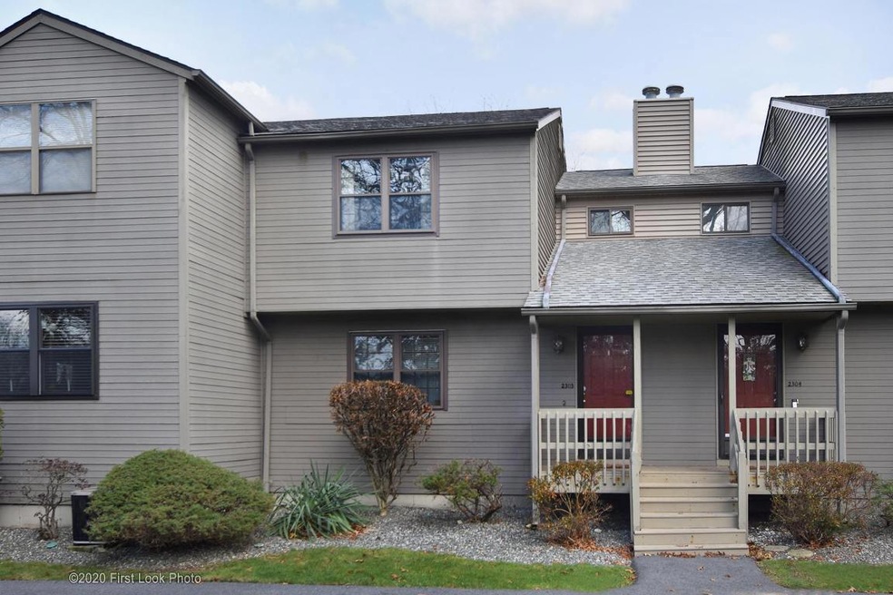 2303 Pinewood Dr unit 2303, Smithfield, RI 02917 - photo 1
