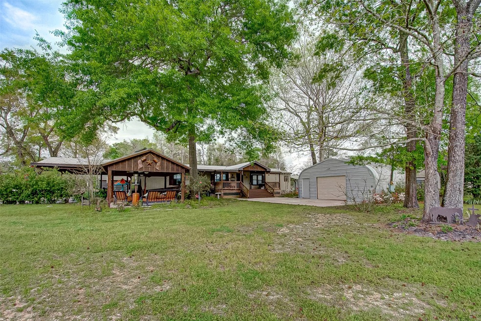 15337 Bennette Woods Rd unit A, Conroe, TX 77302 - photo 1