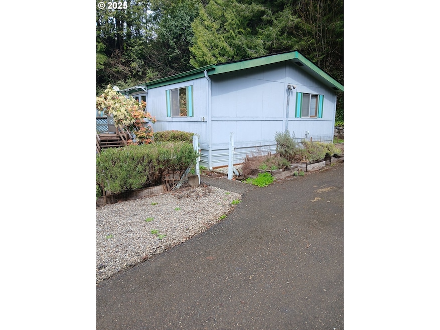 1050 N Cedar Point Rd, Coquille, OR 97423 - photo 1