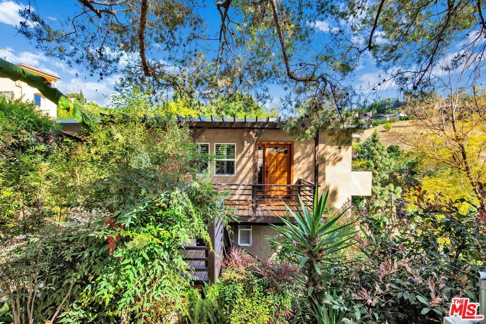 Sold $1,680,000 • Co-Listing Agent