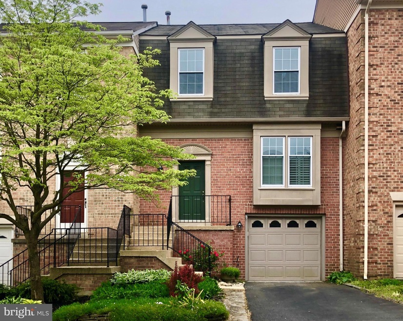 7763 Jewelweed Ct, Springfield, VA 22152 - photo 1