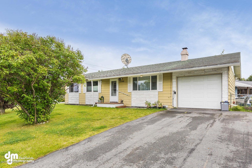 2300 Kently Ct Anchorage AK-large-001-3-