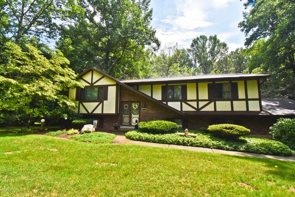 855 Keene Way, Sciota, PA 18354 - photo 1