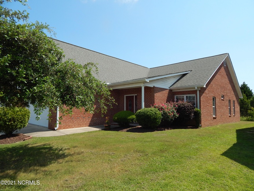 912 Dearborn Ct, Winterville, NC 28590 - photo 1