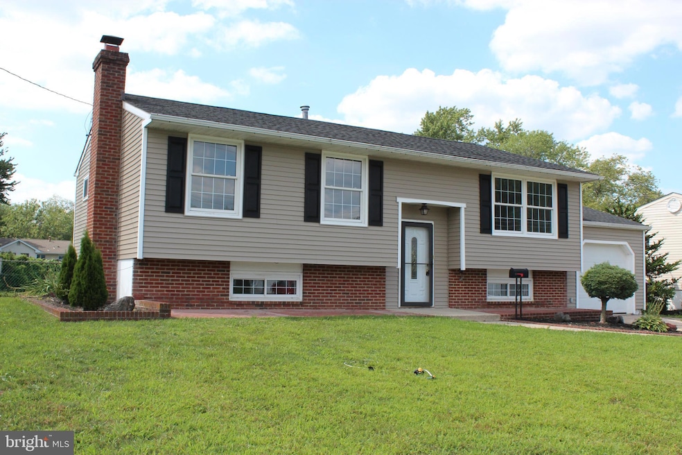 4 Eaton Cir, Clementon, NJ 08021 - photo 1