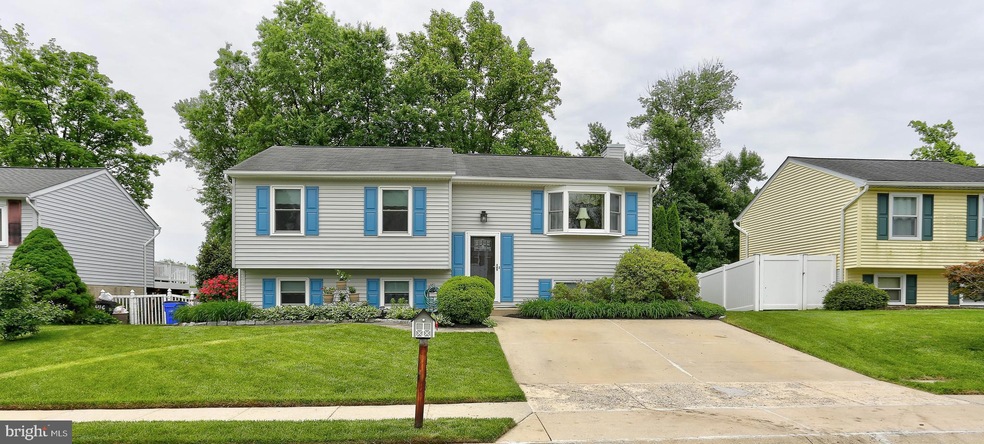 6112 Lori Ln, Elkridge, MD 21075 - photo 1