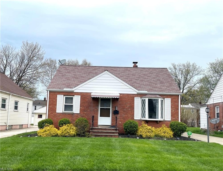 Welcome to 20571 Fuller Ave
