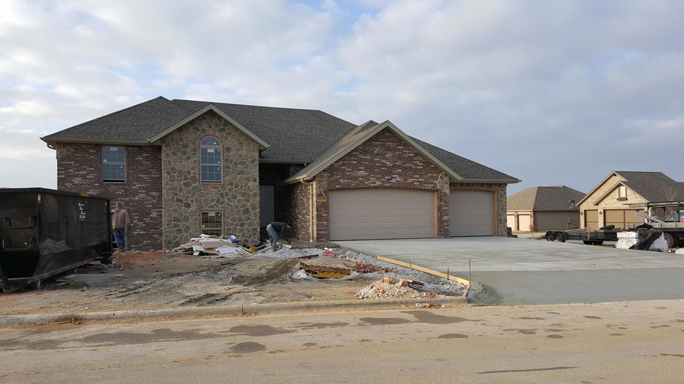 852 E Weldon Dr, Nixa, MO 65714 - photo 1